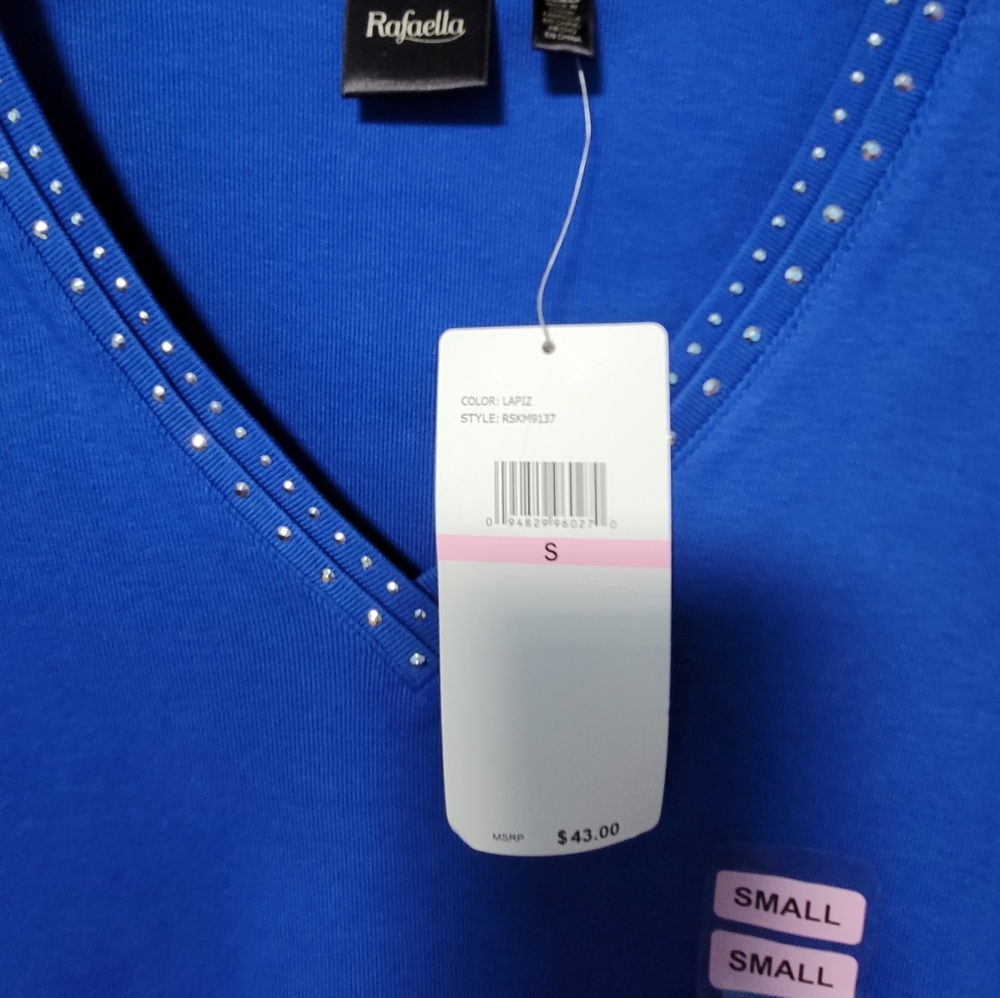 Shirts - Picture 6 of 7